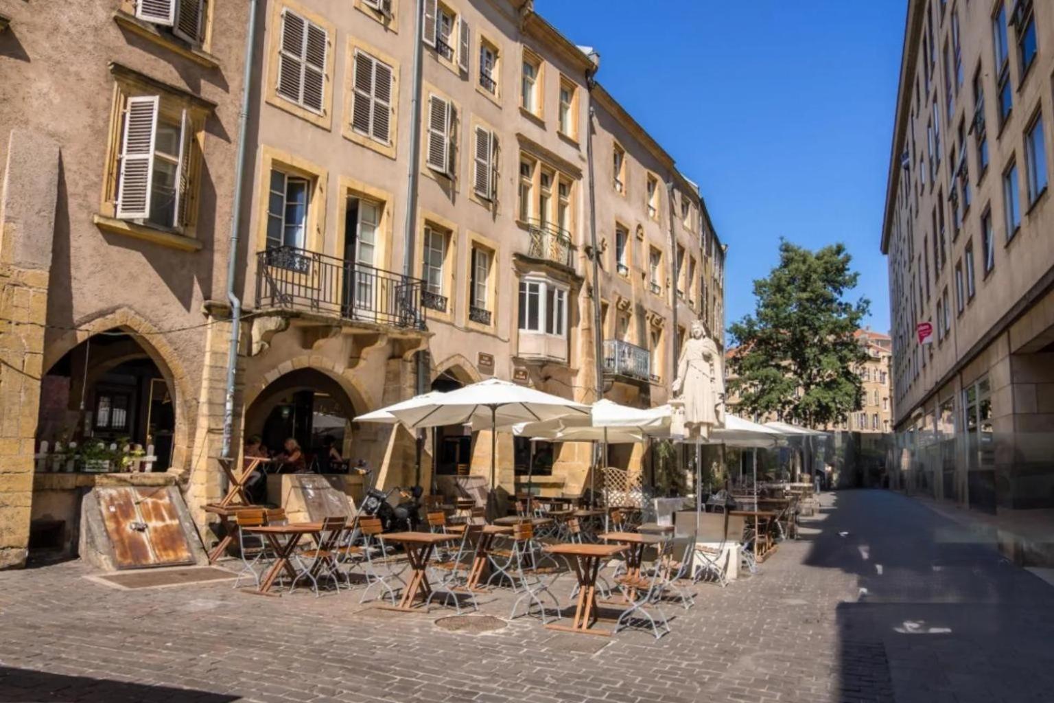 Le Cinq Lägenhet Metz Exteriör bild